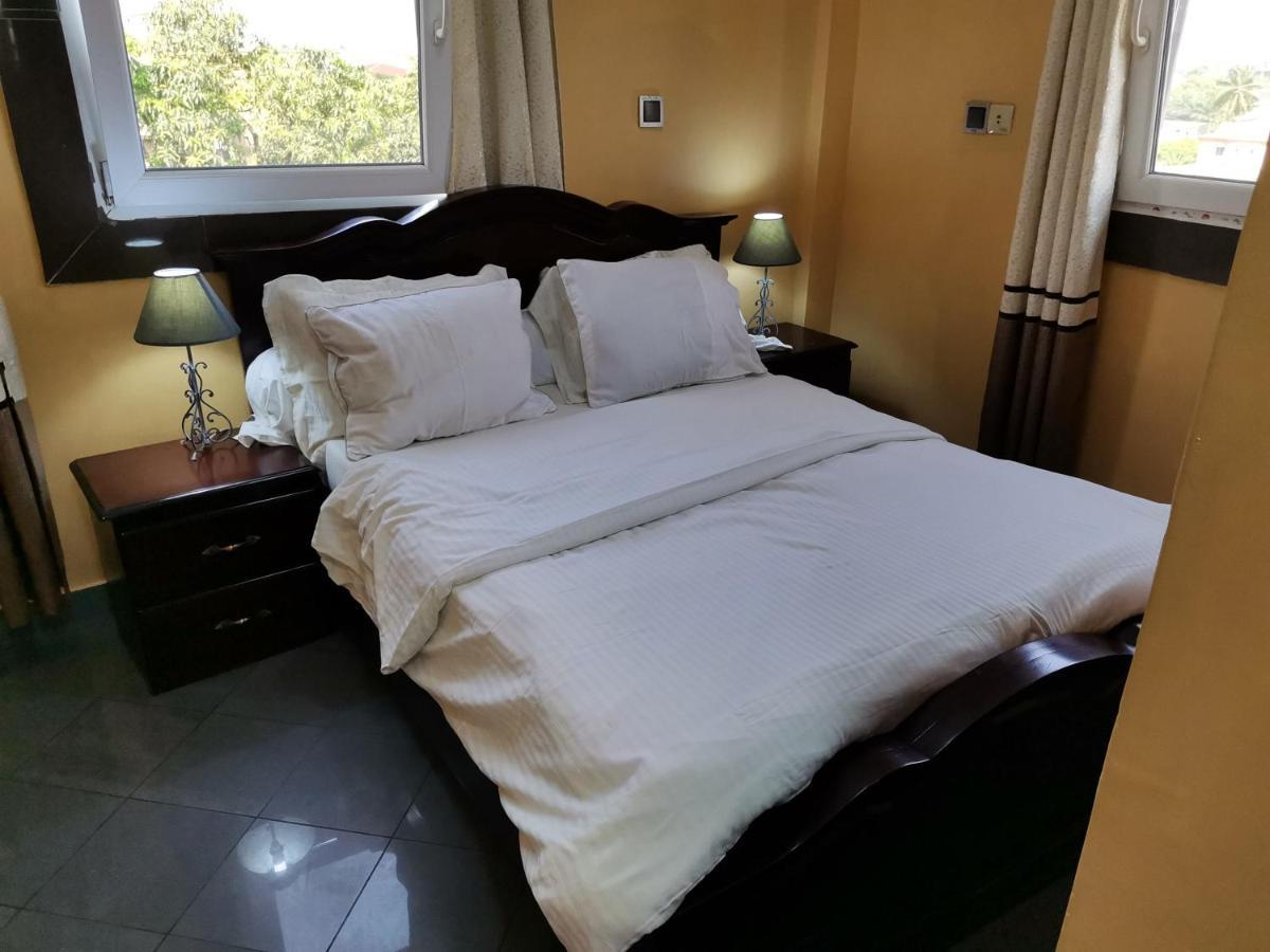 Residence Hoteliere Mb-202 C Douala Eksteriør bilde