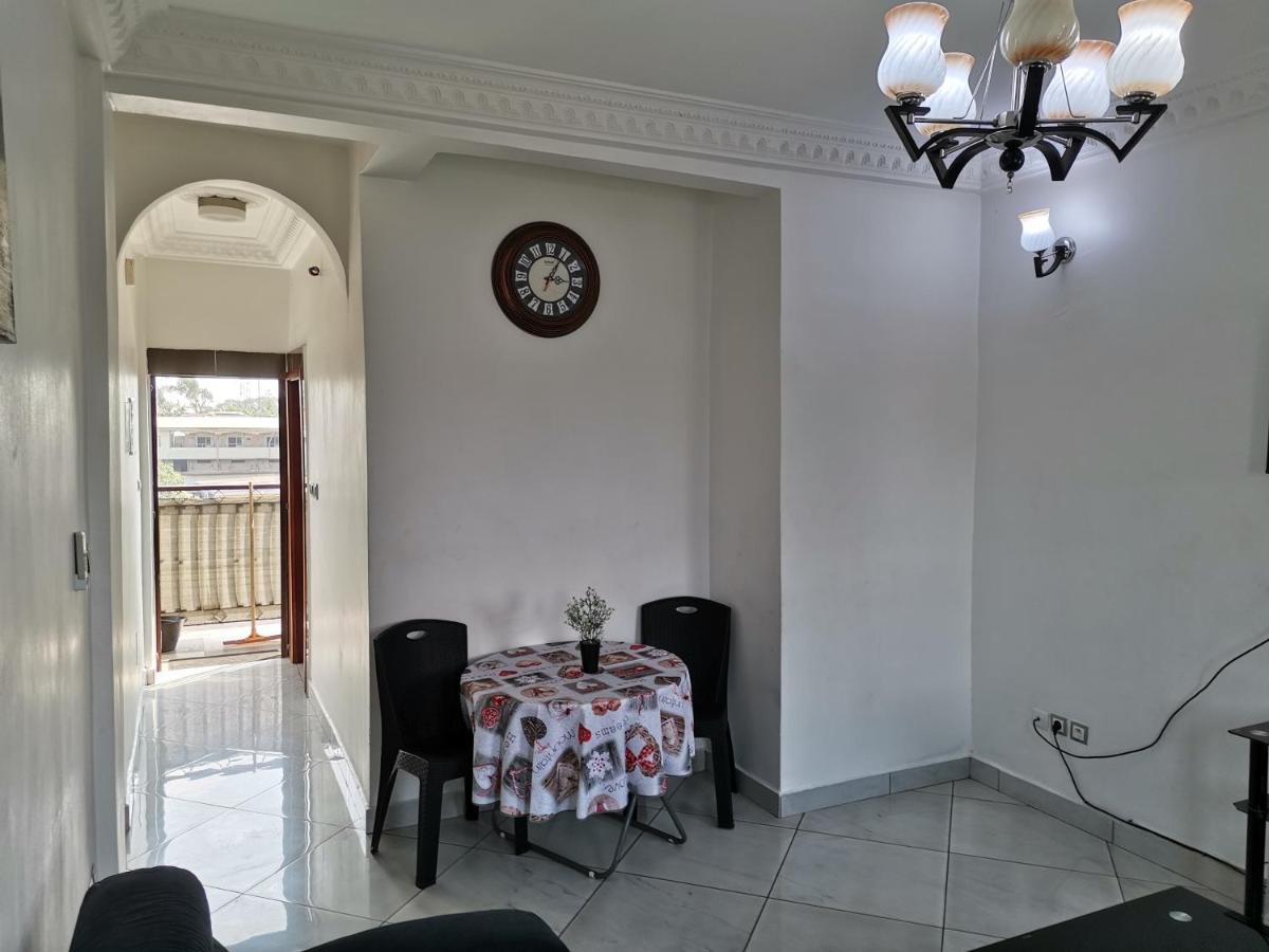 Residence Hoteliere Mb-202 C Douala Eksteriør bilde