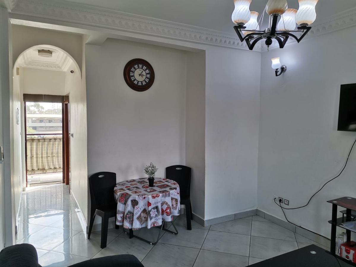 Residence Hoteliere Mb-202 C Douala Eksteriør bilde