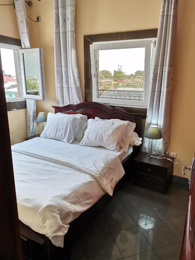 Residence Hoteliere Mb-202 C Douala Eksteriør bilde
