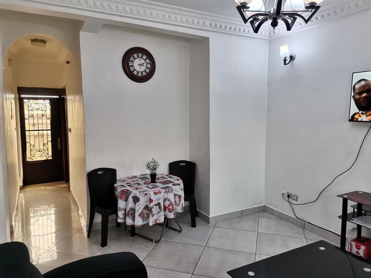 Residence Hoteliere Mb-202 C Douala Eksteriør bilde