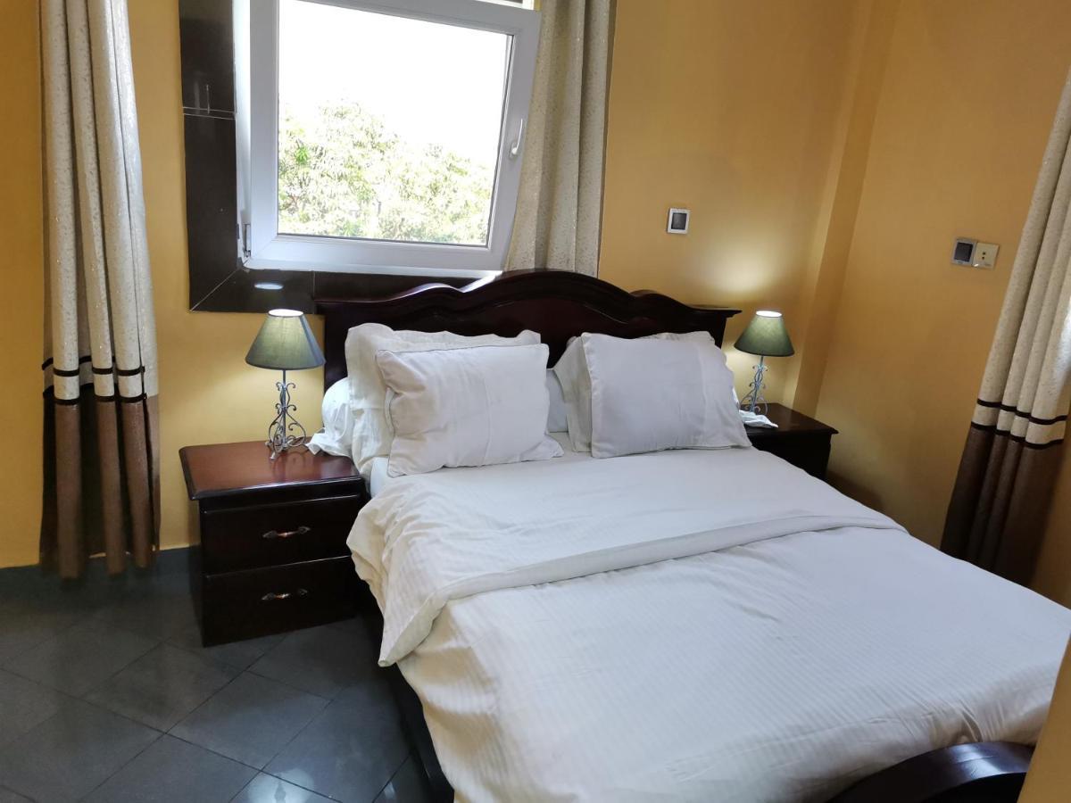 Residence Hoteliere Mb-202 C Douala Eksteriør bilde