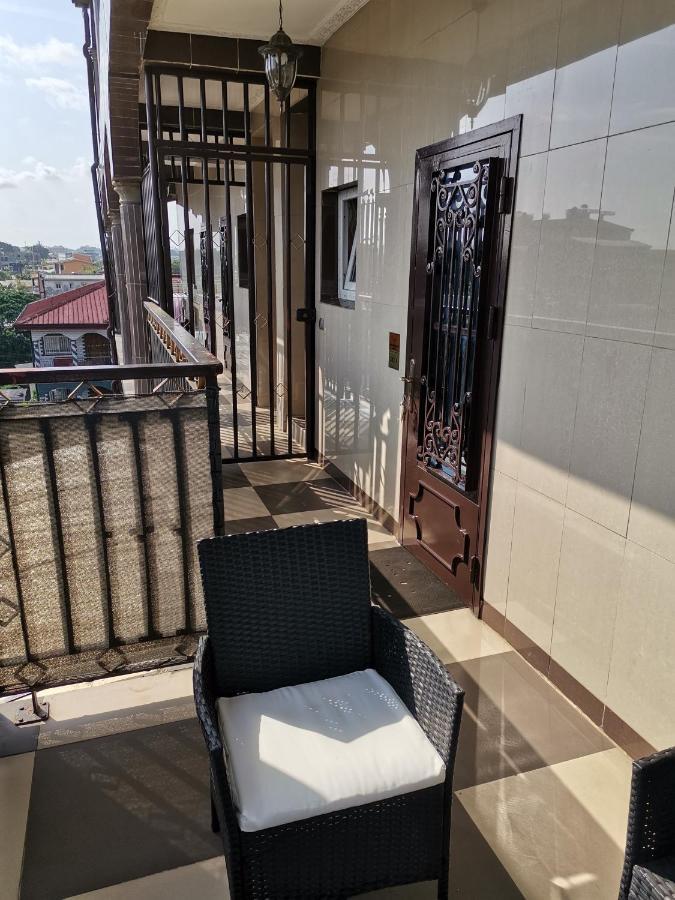 Residence Hoteliere Mb-202 C Douala Eksteriør bilde