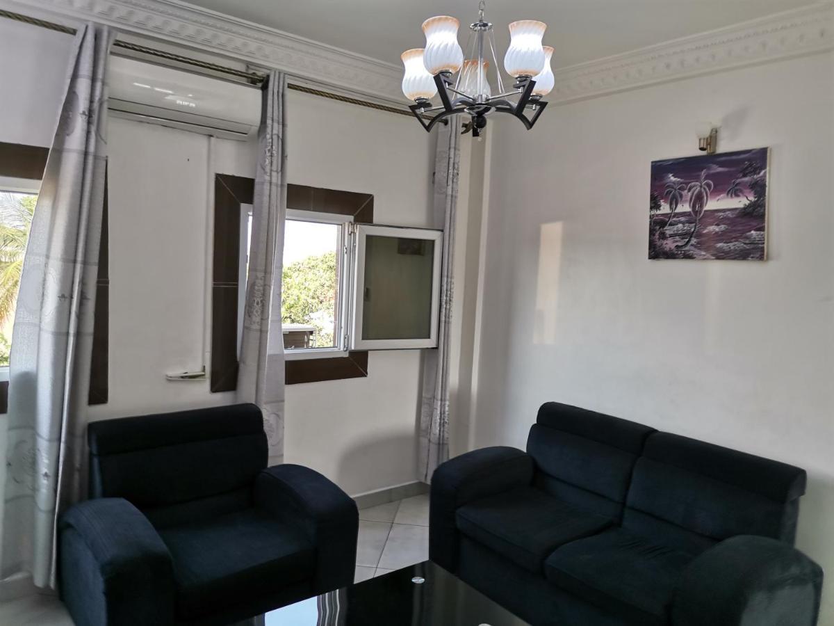 Residence Hoteliere Mb-202 C Douala Eksteriør bilde